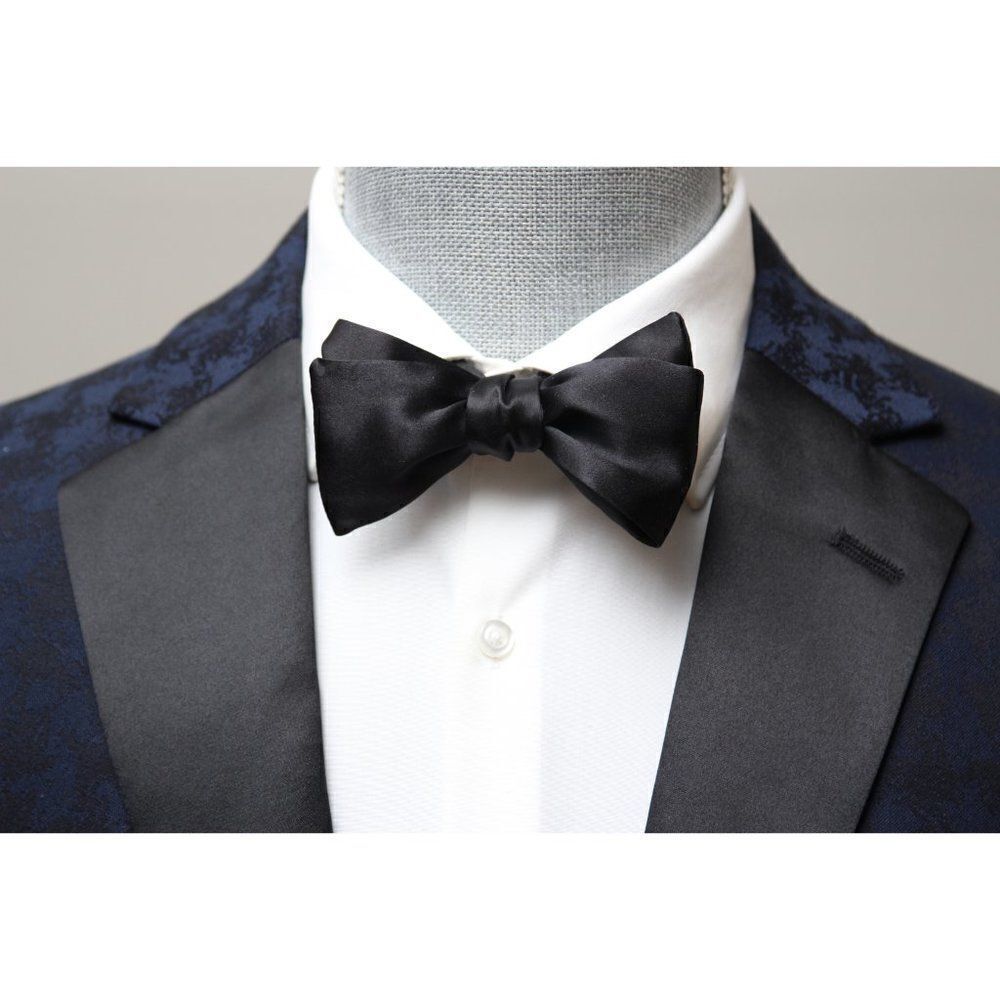 NWT Men's bow‎ tie 100%Silk Charmeuse Black Self tied Bow tie Straight